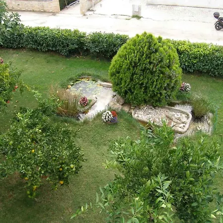 Near Bijeca In Apartment